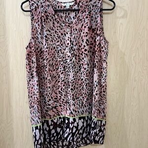 CAbi Pink and Gray Sleeveless Button Down Tunic